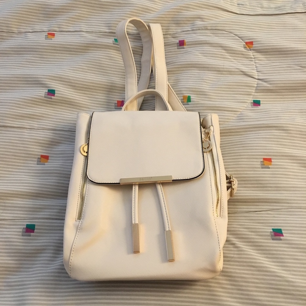 Women’s faux leather backpack